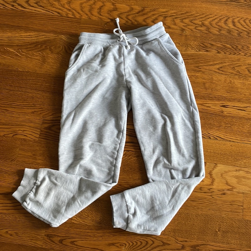 ✨2 for $40✨ Ladies American eagle 🦅 grey joggers